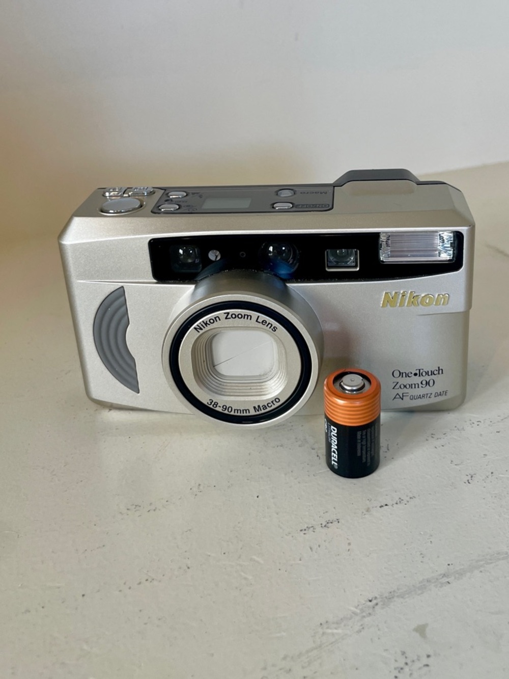 Nikon One Touch Zoom 90 AF Quartz Date 35mm Camera New Battery Tested Works